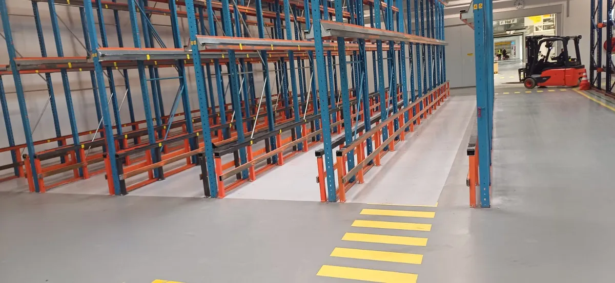 Drive-in-reoler — Hjorring, Danmark